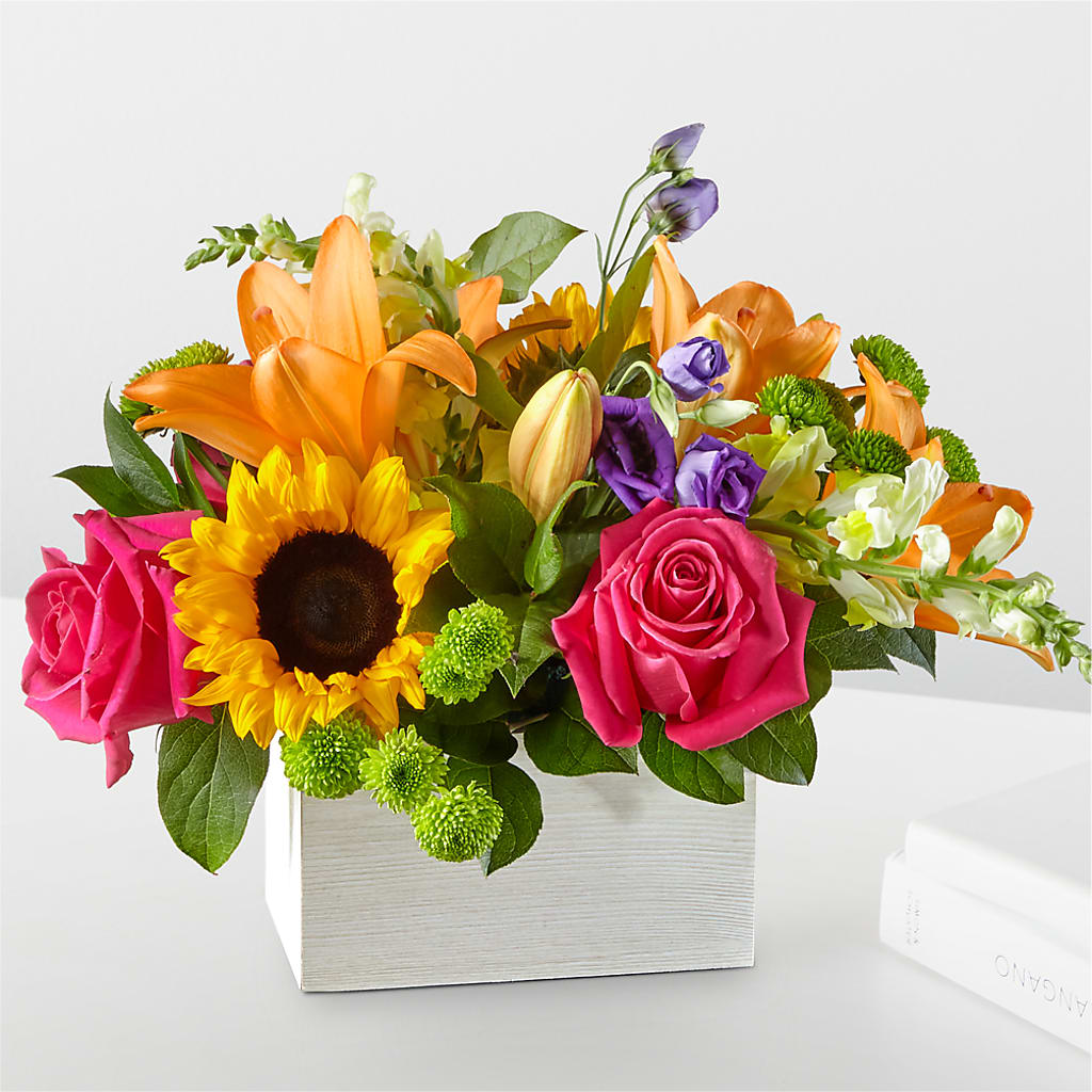 Best Day Box Bouquet – Moderna Flowers, Rosamond CA