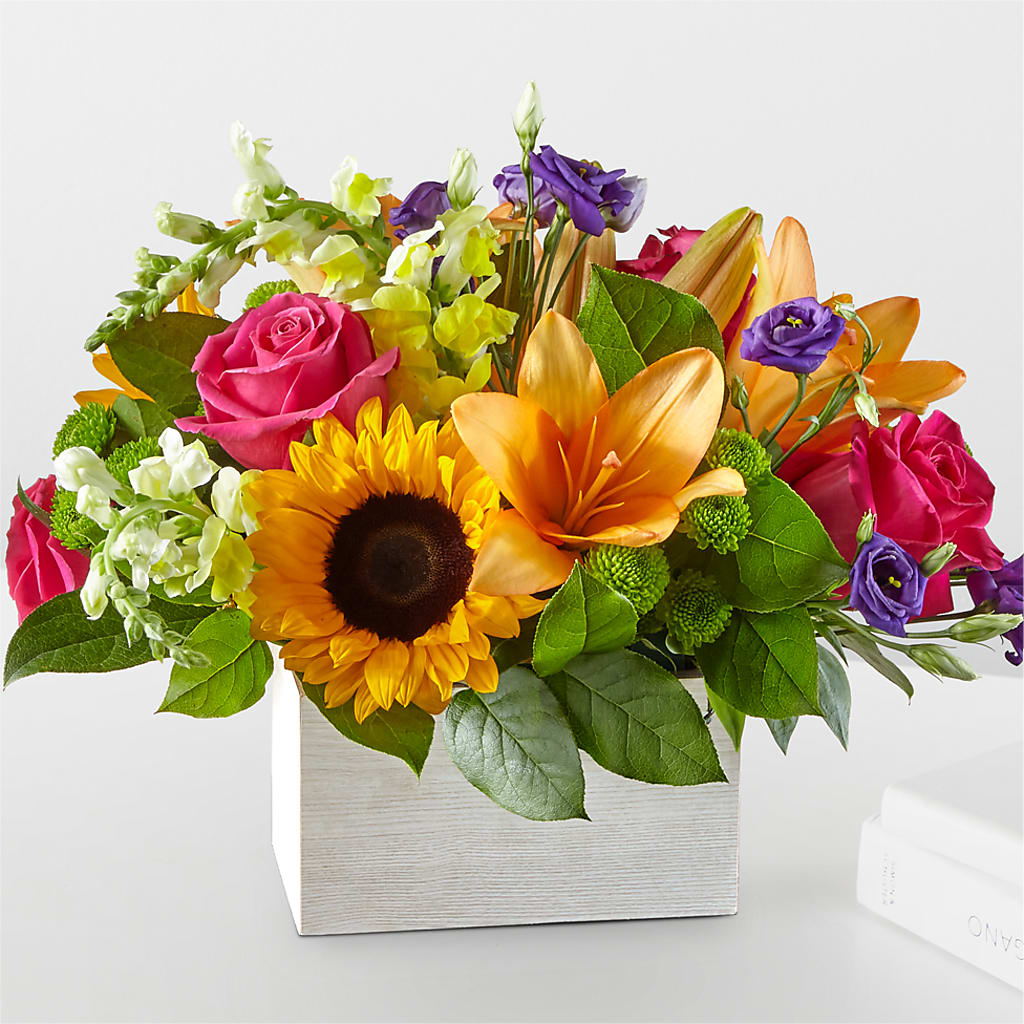 Best Day Box Bouquet – Moderna Flowers, Rosamond CA