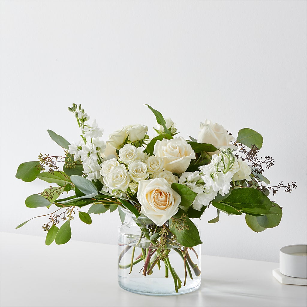 Fresh Linen Bouquet – Moderna Flowers, Rosamond CA