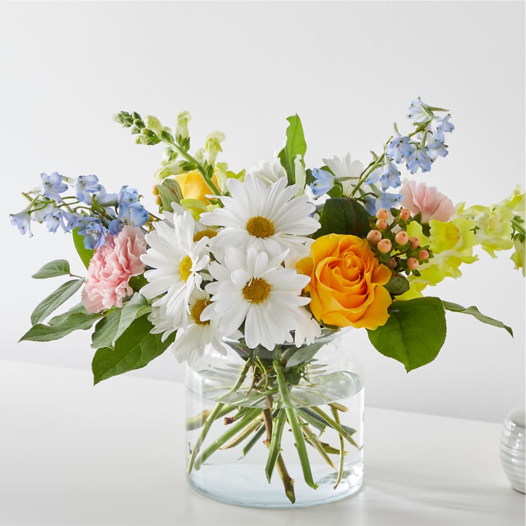 Sun Salutation Bouquet – Moderna Flowers, Rosamond CA