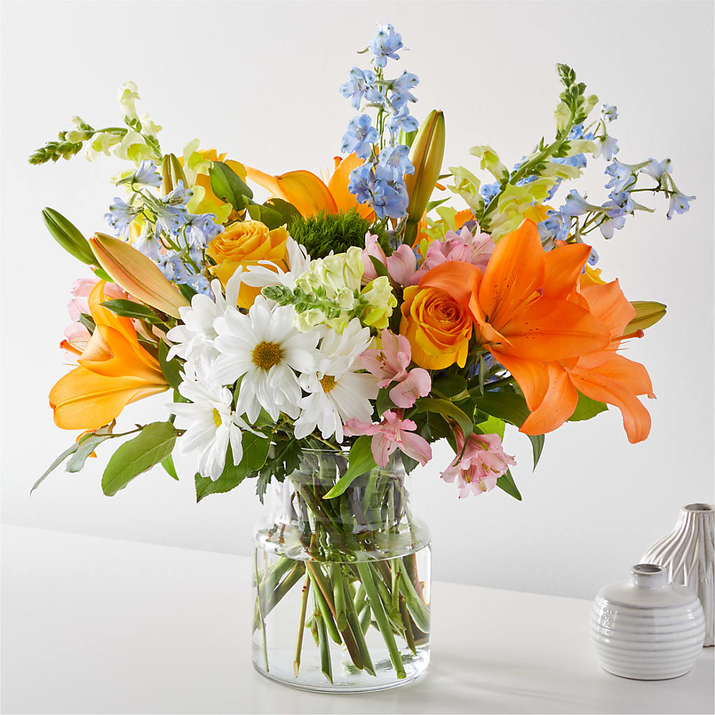 Sun Salutation Bouquet – Moderna Flowers, Rosamond CA