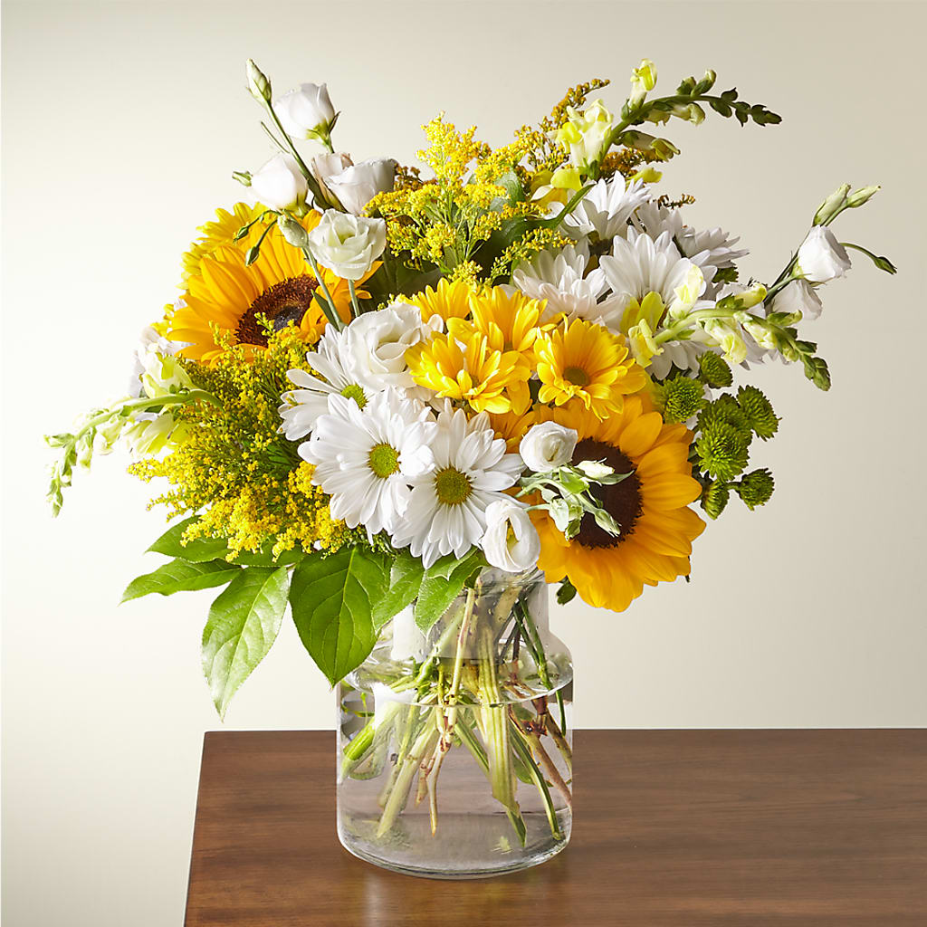 Hello Sunshine Bouquet – Moderna Flowers, Rosamond CA