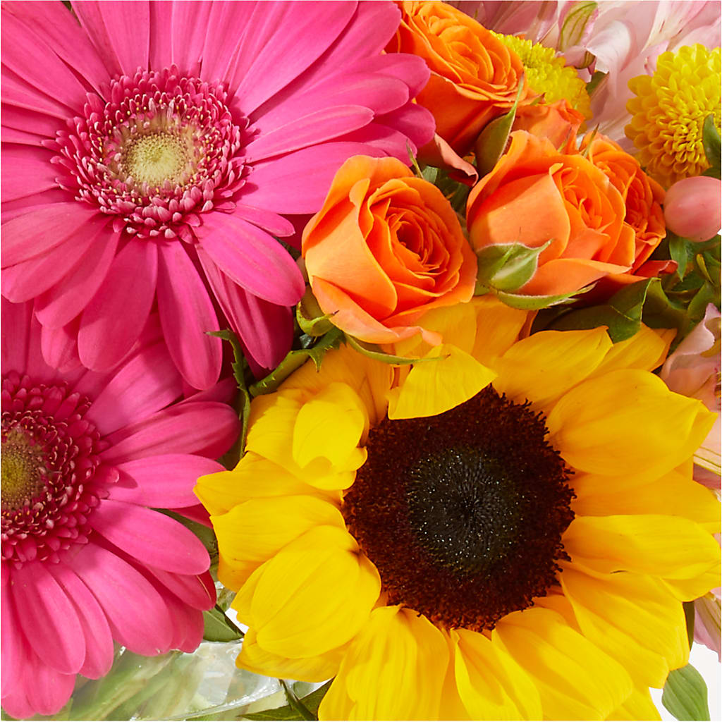 Florist Original Mixed Bouquet – Moderna Flowers, Rosamond CA