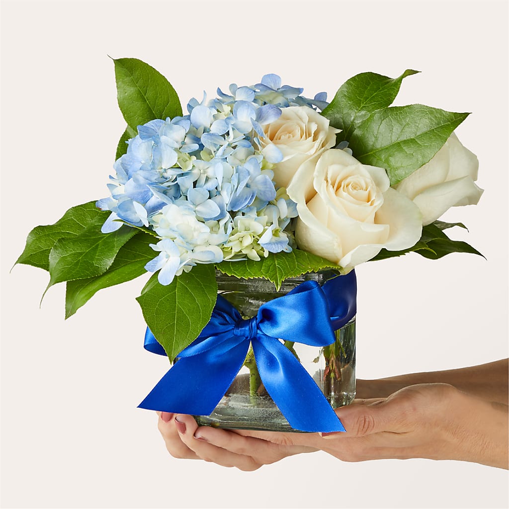 Sky Blue Delight Bouquet – Moderna Flowers, Rosamond CA