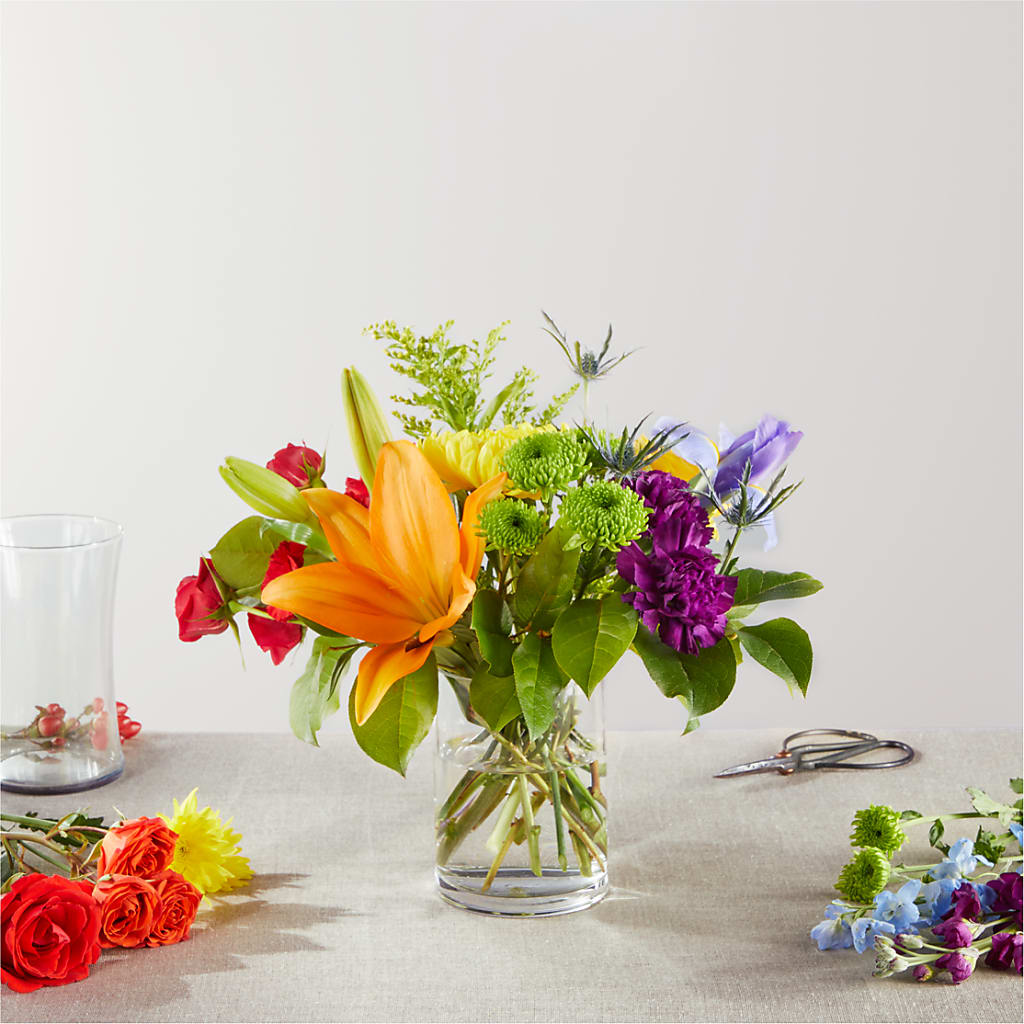 Summer Spectra - A Florist Original – Moderna Flowers, Rosamond CA