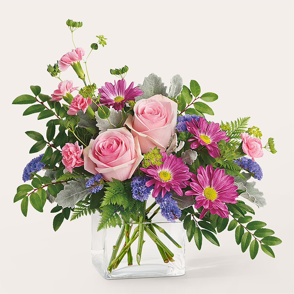 Starlet Bouquet – Moderna Flowers, Rosamond CA
