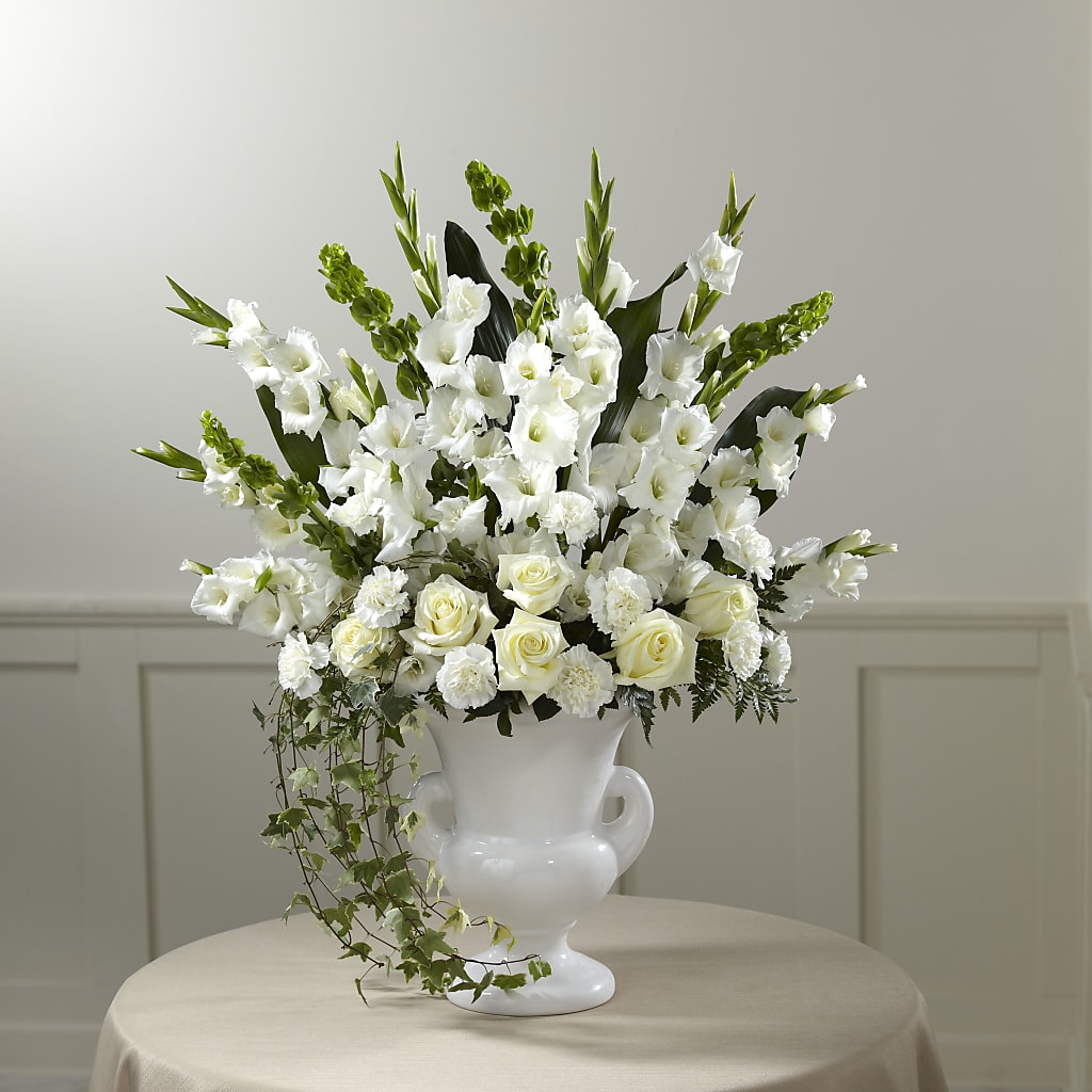 Fond Reflections Arrangement – Moderna Flowers, Rosamond CA