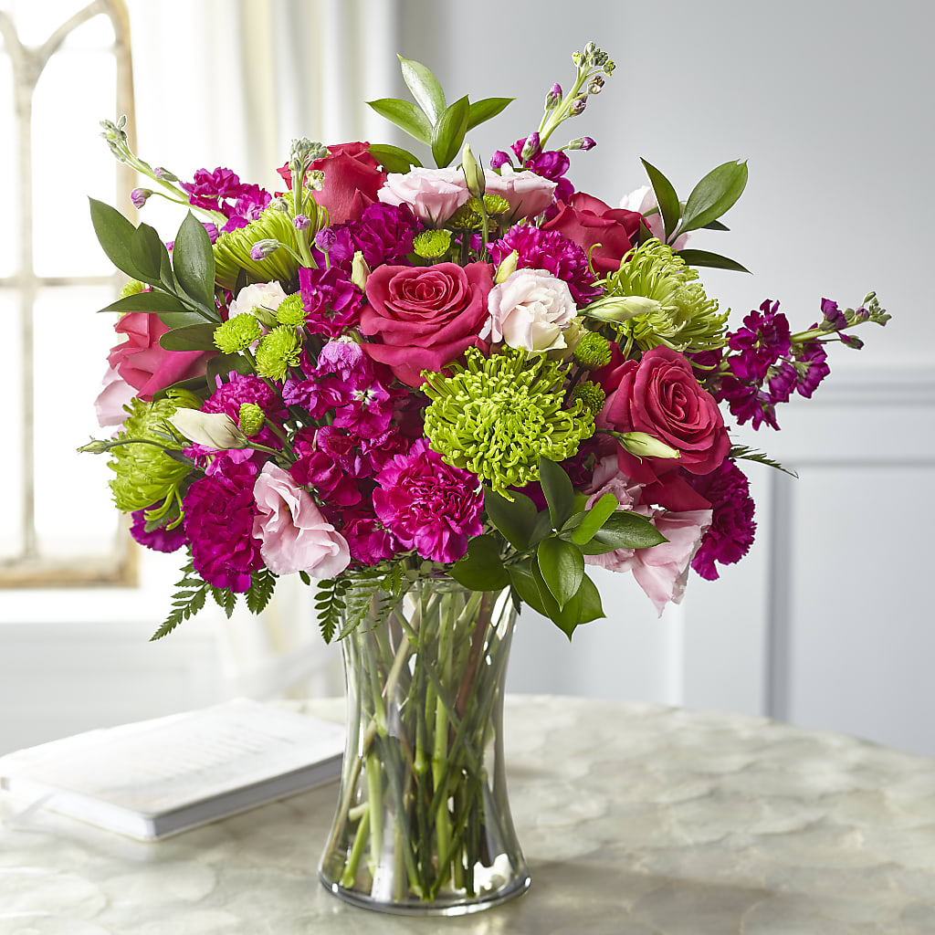 Everlasting Embrace Bouquet – Moderna Flowers, Rosamond CA