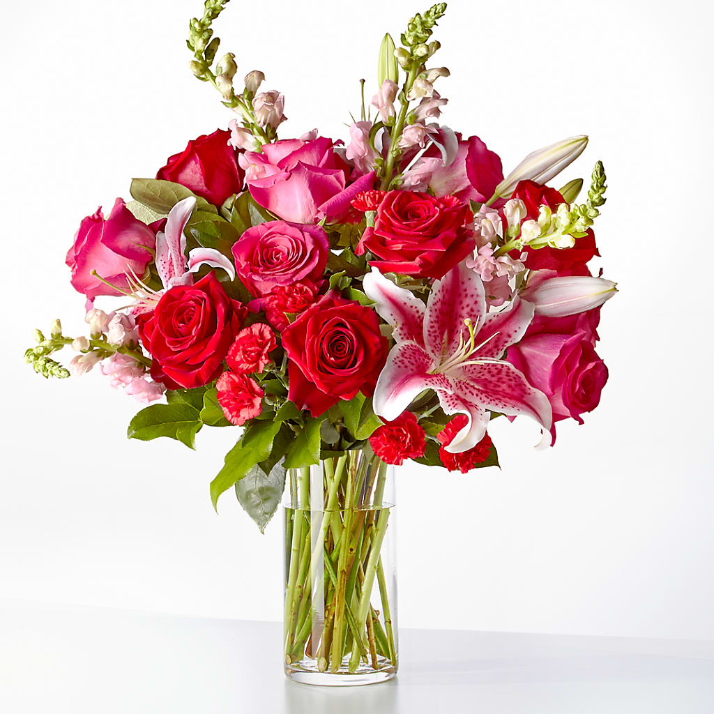 Love at First Sight Bouquet – Moderna Flowers, Rosamond CA
