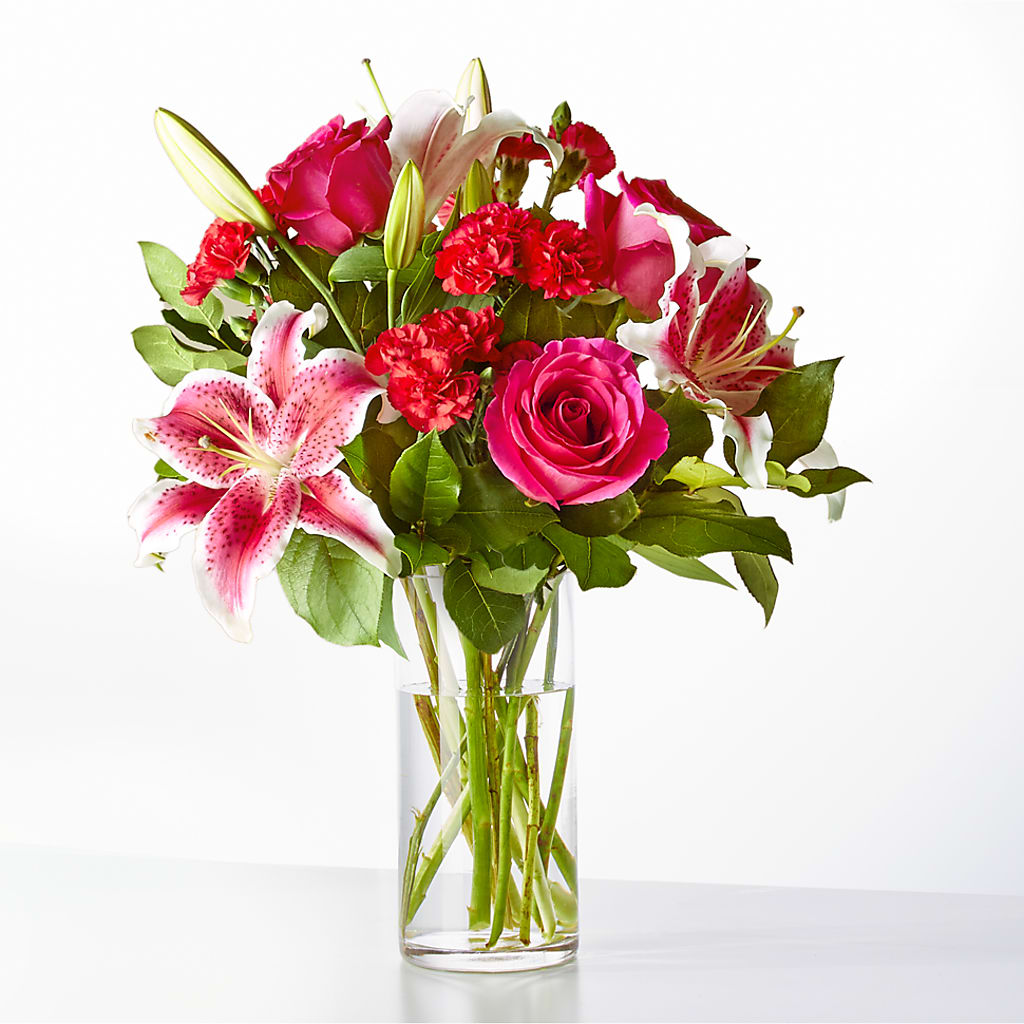 Love at First Sight Bouquet – Moderna Flowers, Rosamond CA