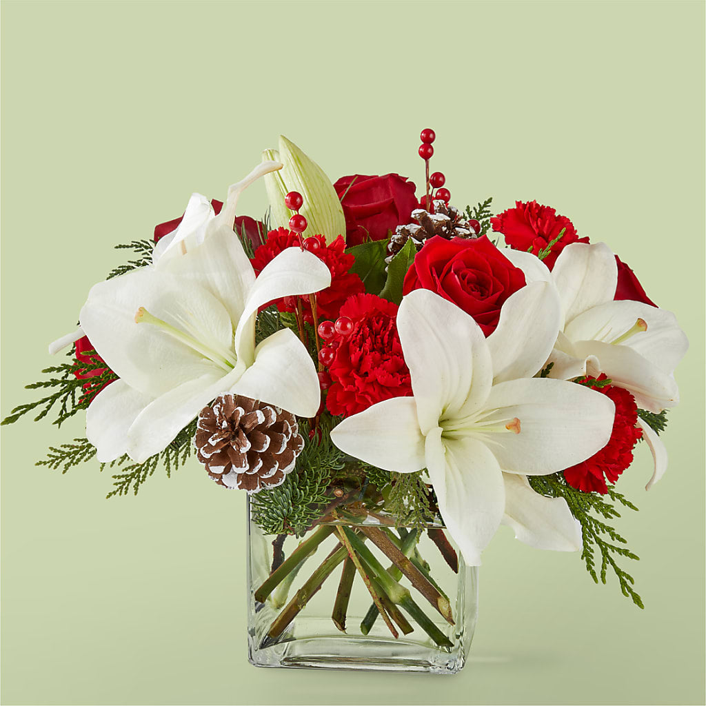 Glistening Icicles Bouquet – Moderna Flowers, Rosamond CA