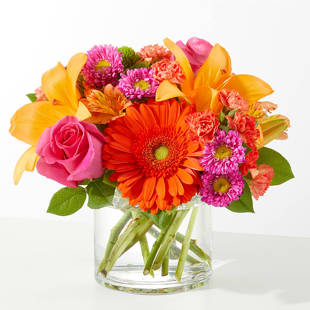 Soiree Bouquet – Moderna Flowers, Rosamond CA