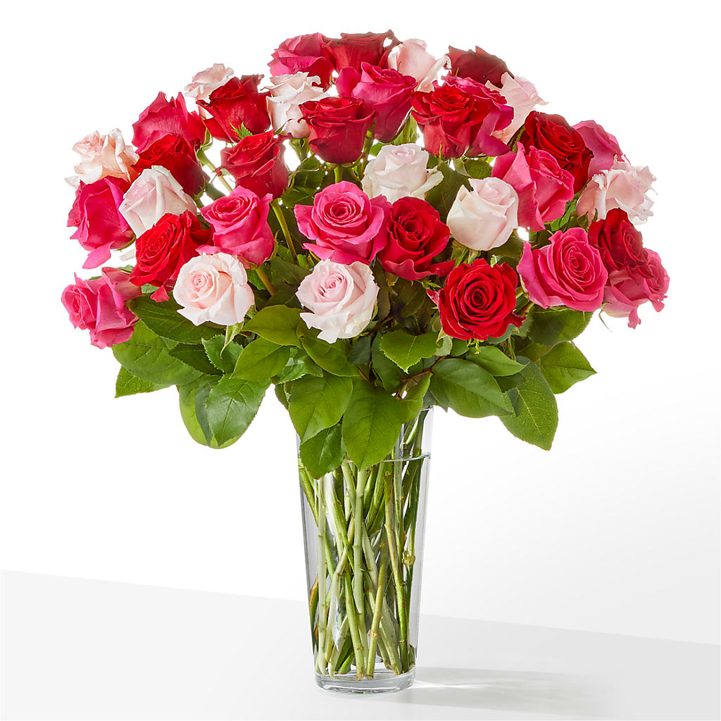 Charming Rose Bouquet – Moderna Flowers, Rosamond CA