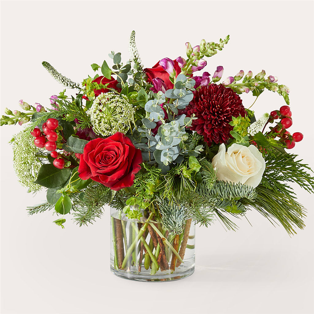 Cranberry Fizz Bouquet – Moderna Flowers, Rosamond CA
