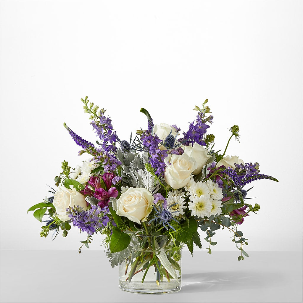 Shooting Star Bouquet – Moderna Flowers, Rosamond CA
