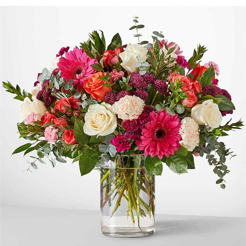 Smell the Roses Bouquet – Moderna Flowers, Rosamond CA