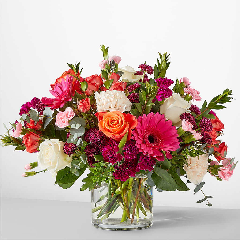 Smell the Roses Bouquet – Moderna Flowers, Rosamond CA