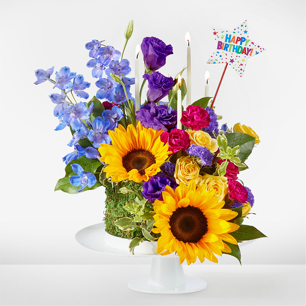 Star of the Day Floral Cake – Moderna Flowers, Rosamond CA