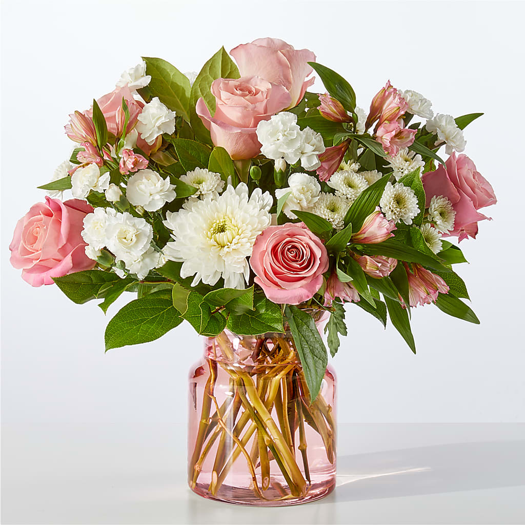 Infatuated Bouquet – Moderna Flowers, Rosamond CA