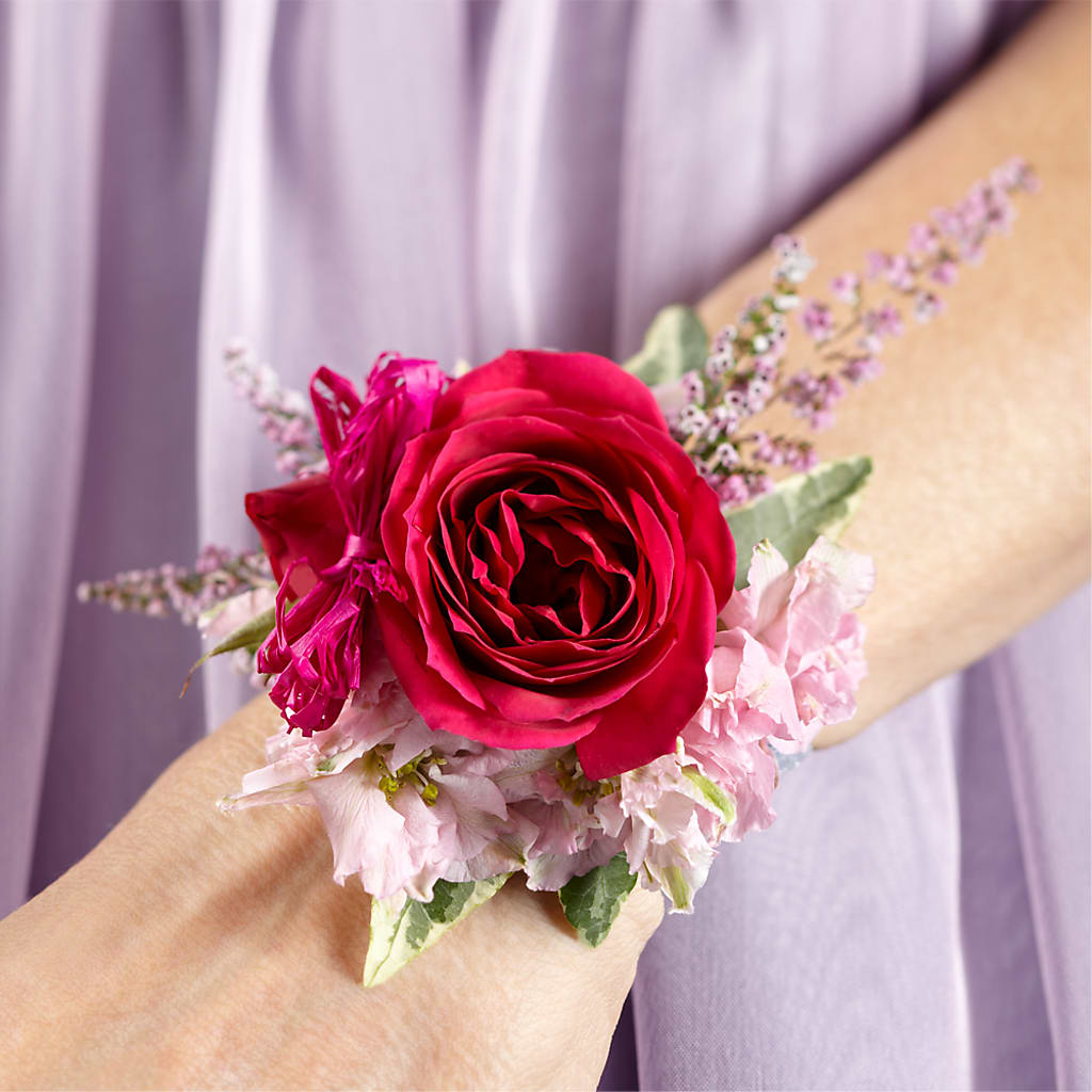 Rose Charm Corsage – Moderna Flowers, Rosamond CA