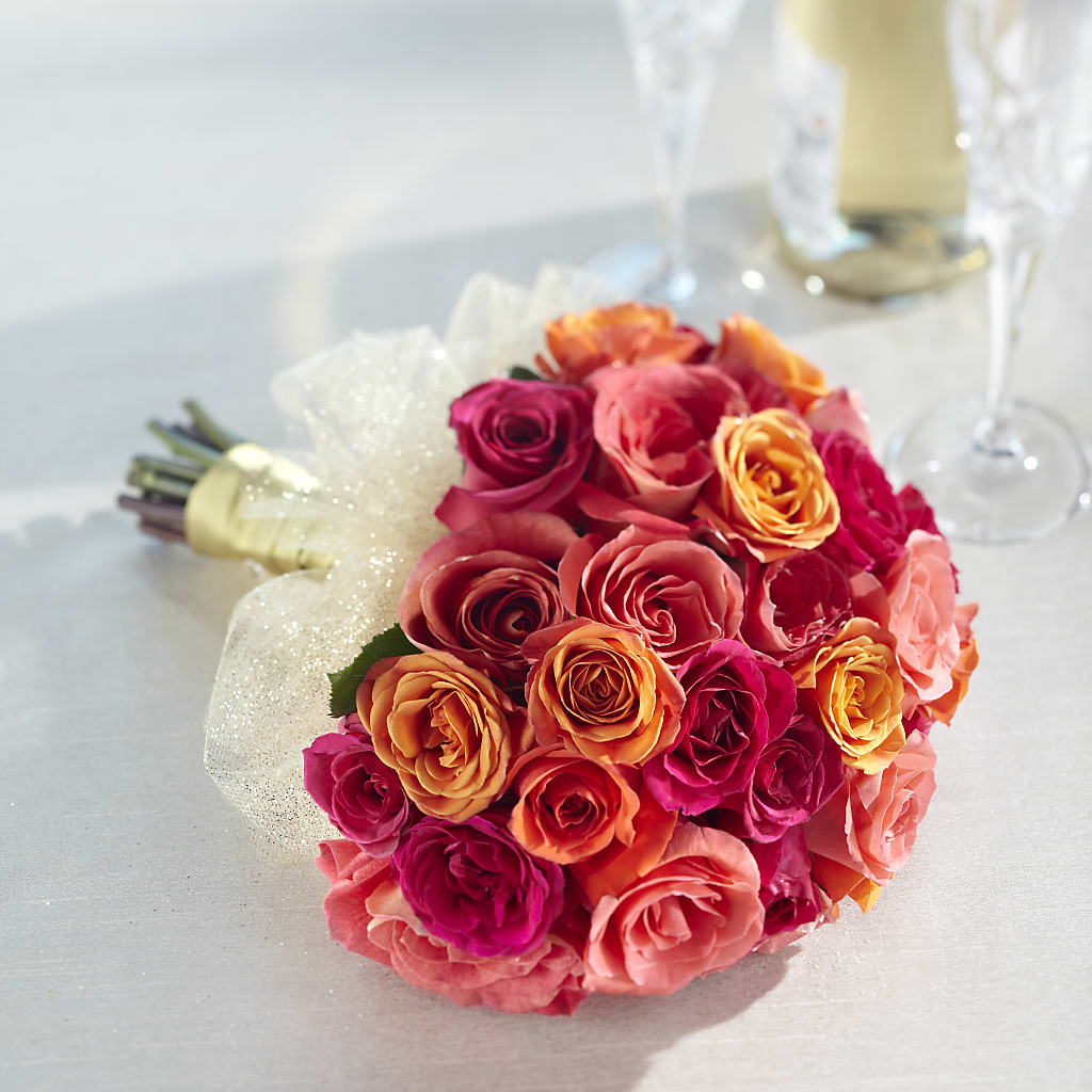 Sweet Roses Bouquet – Moderna Flowers, Rosamond CA