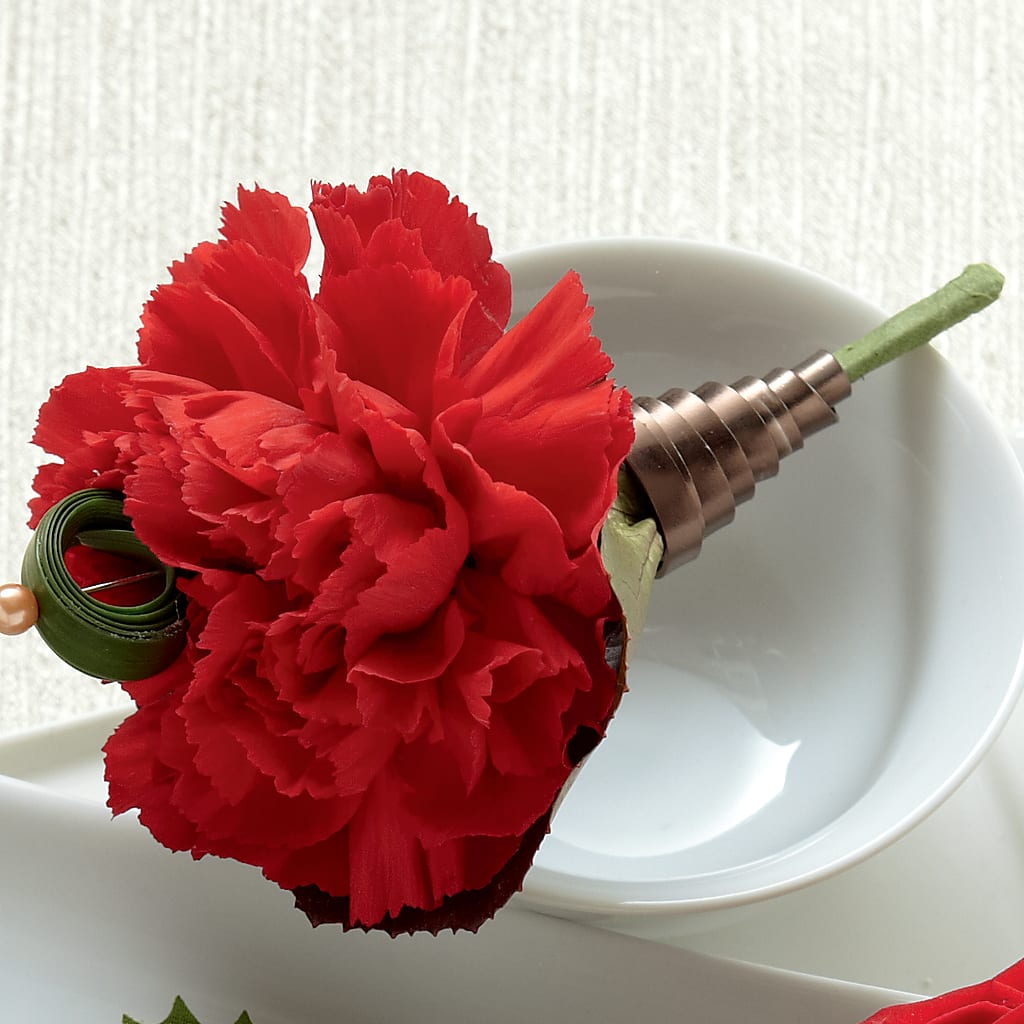 Red Carnation Boutonniere – Moderna Flowers, Rosamond CA