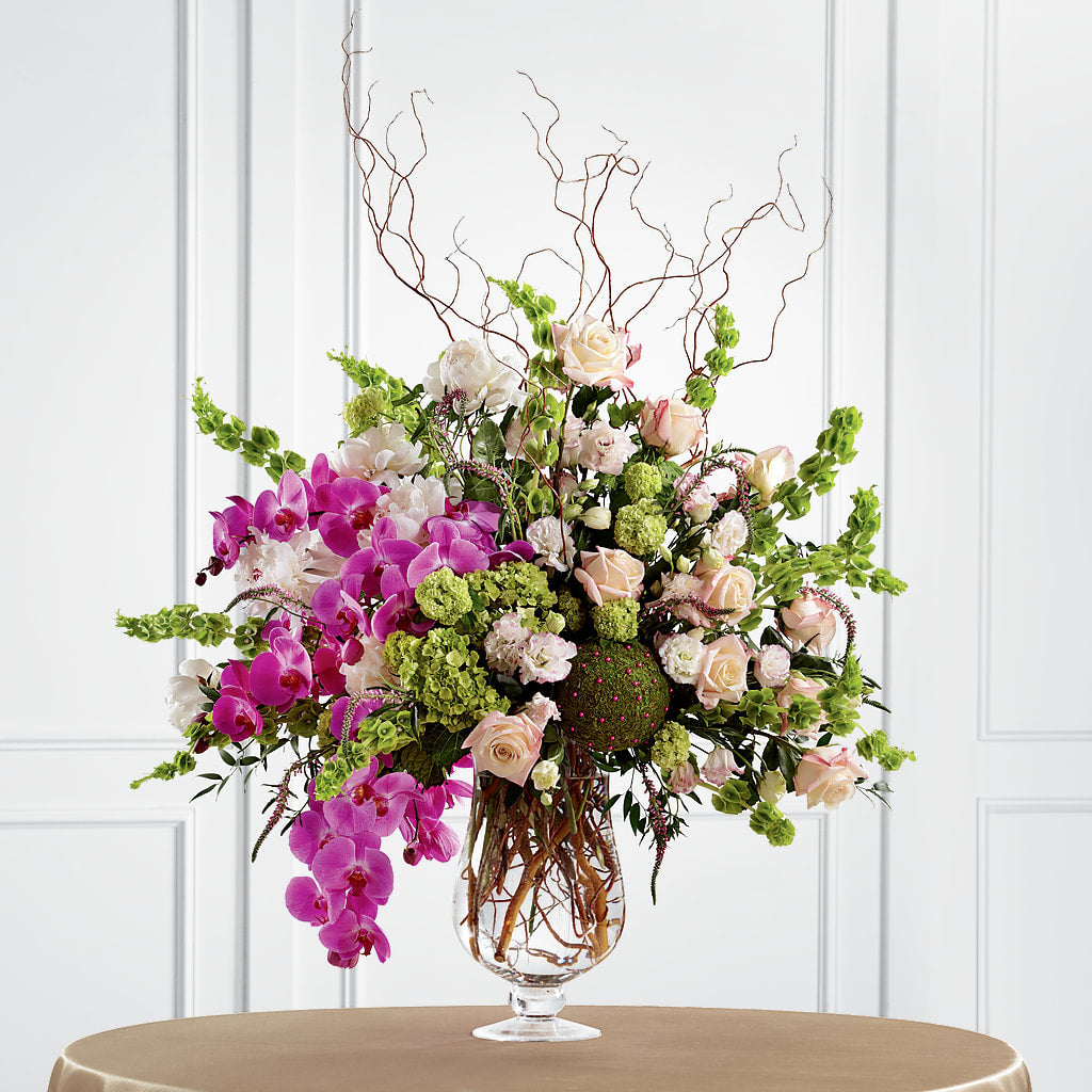 Soft Sophistication Arrangement – Moderna Flowers, Rosamond CA