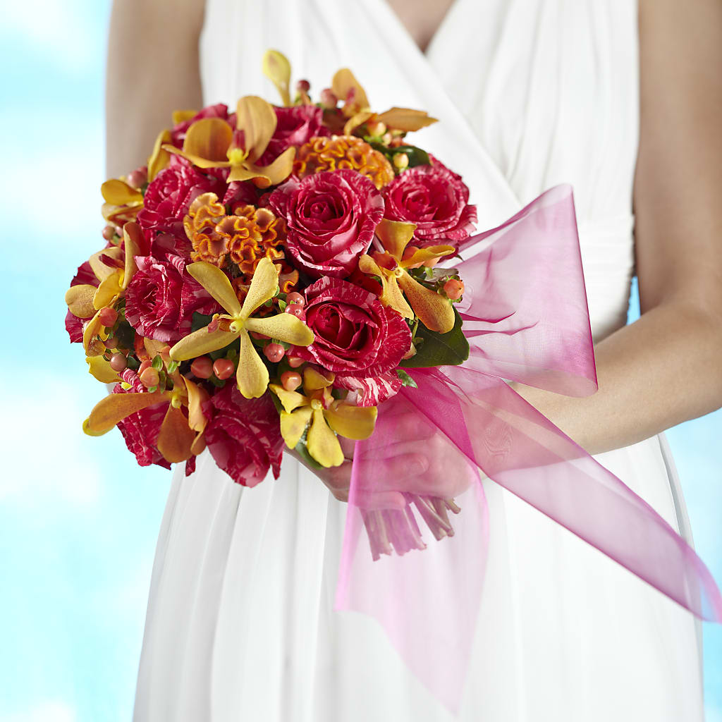 Brilliant Shades of Love Bouquet – Moderna Flowers, Rosamond CA