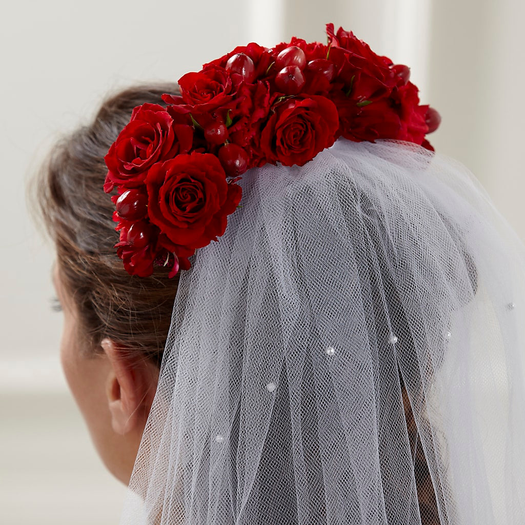 Heart's Happiness Hair Decor – Moderna Flowers, Rosamond CA