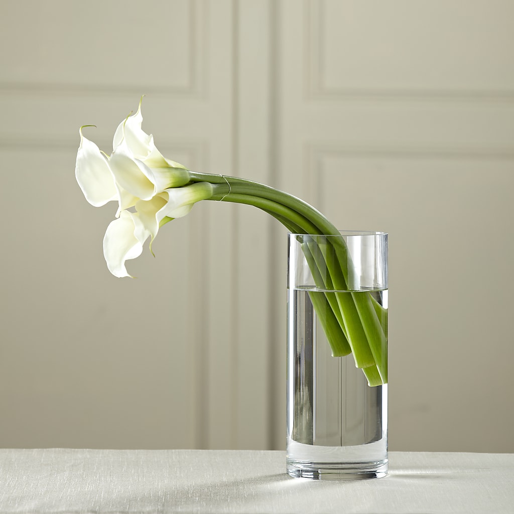 White Calla Bouquet – Moderna Flowers, Rosamond CA