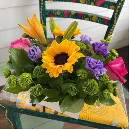 Best Day Box Bouquet –  Moderna Flowers, Rosamond CA