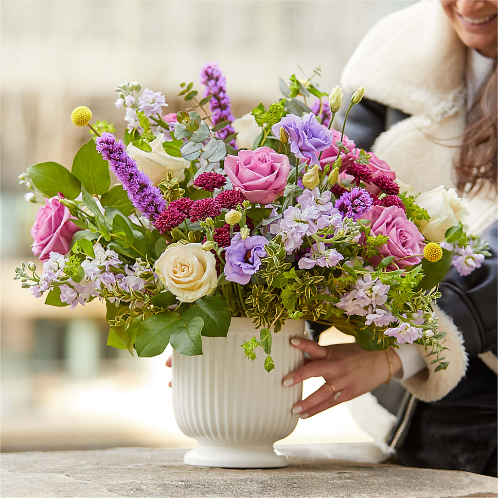 Work of Art Bouquet –  Moderna Flowers, Rosamond CA