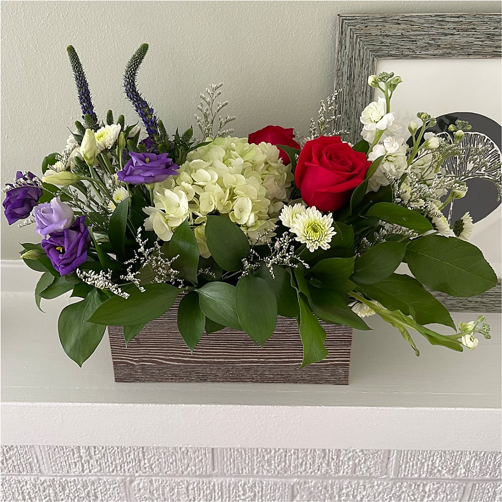 Sweet Magnolia Bouquet –  Moderna Flowers, Rosamond CA