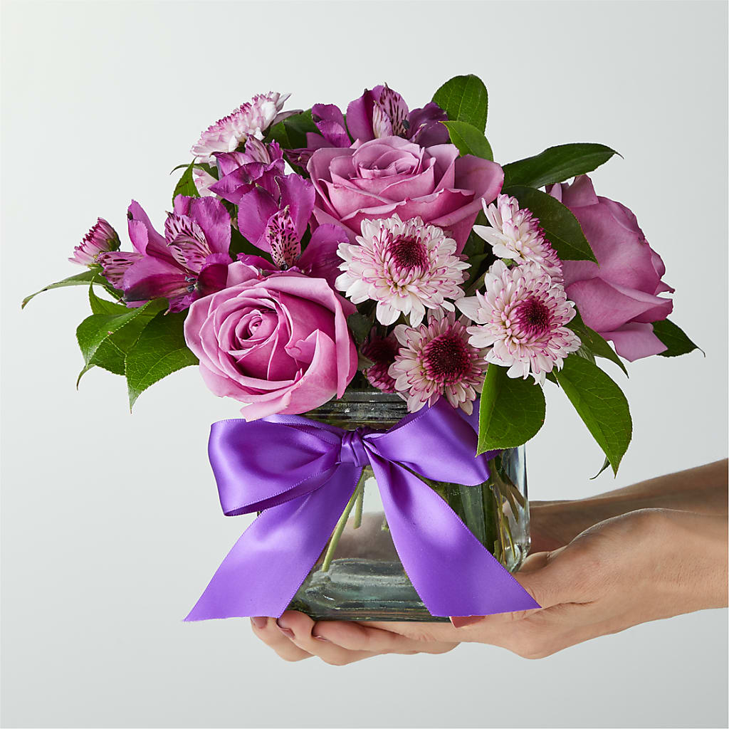 Sugarplum Bouquet –  Moderna Flowers, Rosamond CA