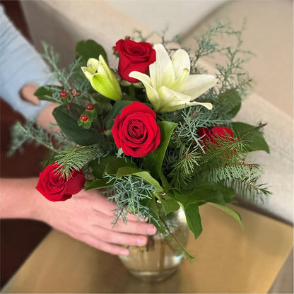 Glittering Lights Bouquet –  Moderna Flowers, Rosamond CA