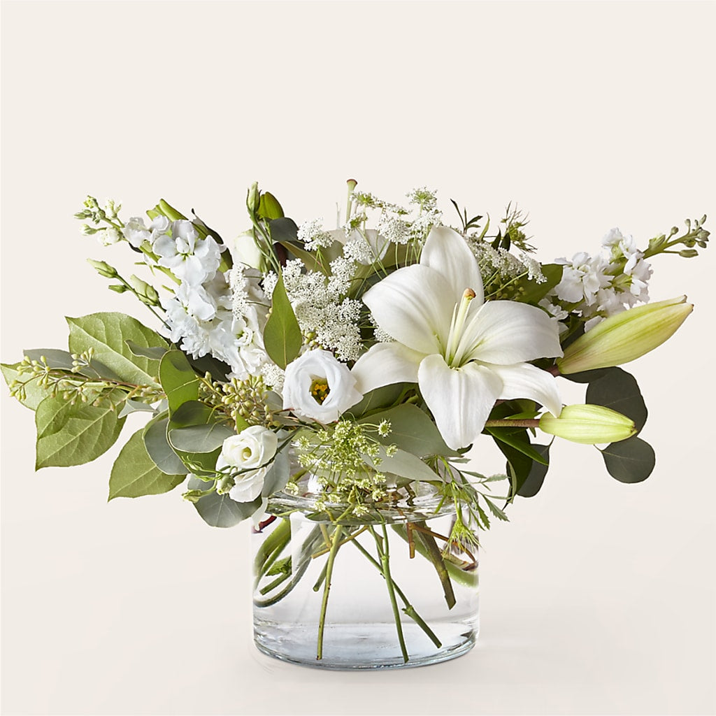 Alluring Elegance Bouquet –  Moderna Flowers, Rosamond CA