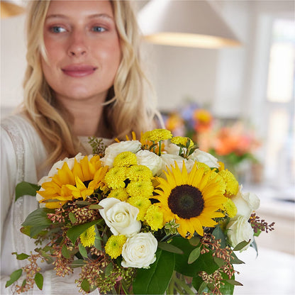 Luminous Morning Bouquet –  Moderna Flowers, Rosamond CA