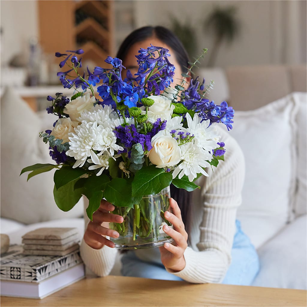 Cerulean Waves Bouquet –  Moderna Flowers, Rosamond CA