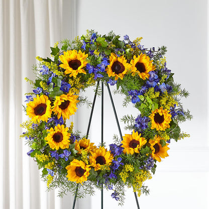 Bright Rays Wreath –  Moderna Flowers, Rosamond CA