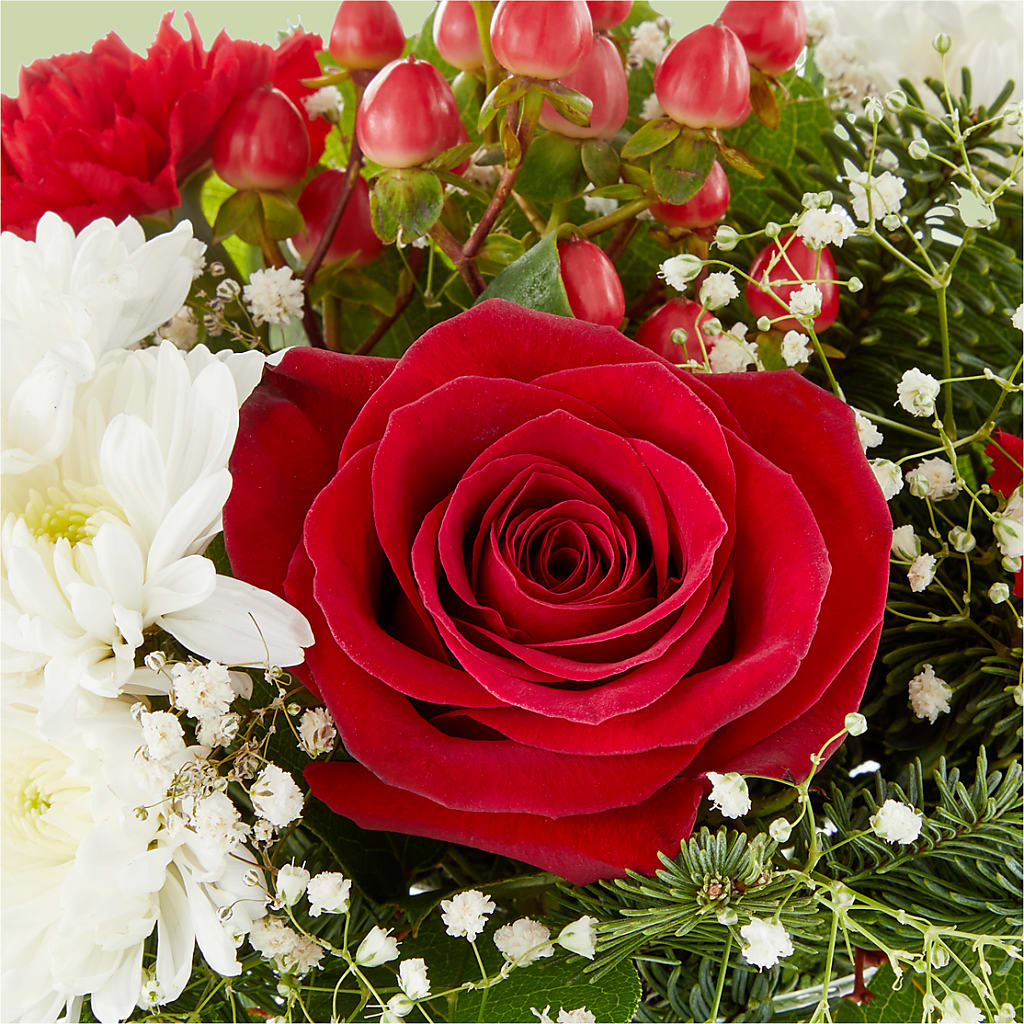 Chance of Flurries Bouquet –  Moderna Flowers, Rosamond CA