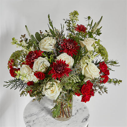 Favorite Traditions Bouquet –  Moderna Flowers, Rosamond CA