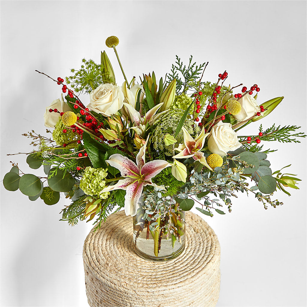 Berry & Bright Bouquet –  Moderna Flowers, Rosamond CA