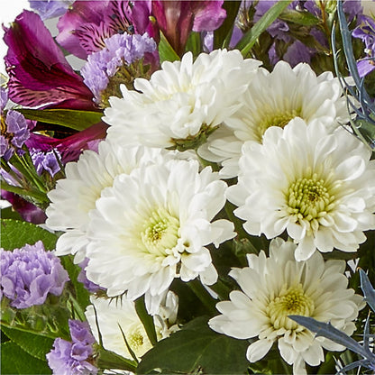 Shooting Star Bouquet –  Moderna Flowers, Rosamond CA