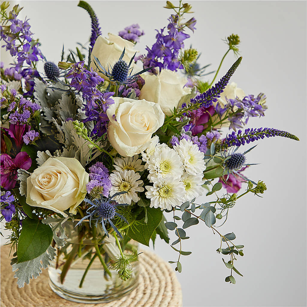 Shooting Star Bouquet –  Moderna Flowers, Rosamond CA