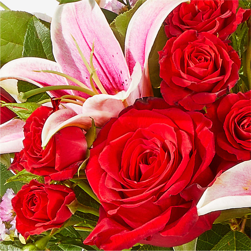 Hopeless Romantic Bouquet –  Moderna Flowers, Rosamond CA