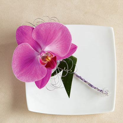Glorious Boutonniere –  Moderna Flowers, Rosamond CA