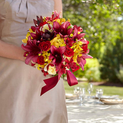 Sunningdale Bouquet –  Moderna Flowers, Rosamond CA