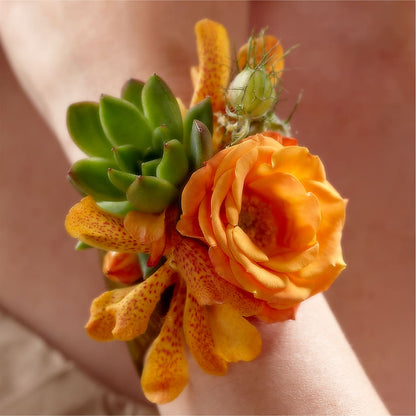 Irresistible Love Wrist Corsage –  Moderna Flowers, Rosamond CA