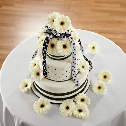 Simple Sophistication Cake Décor –  Moderna Flowers, Rosamond CA